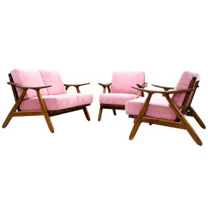 Sofa (RWS 1404)